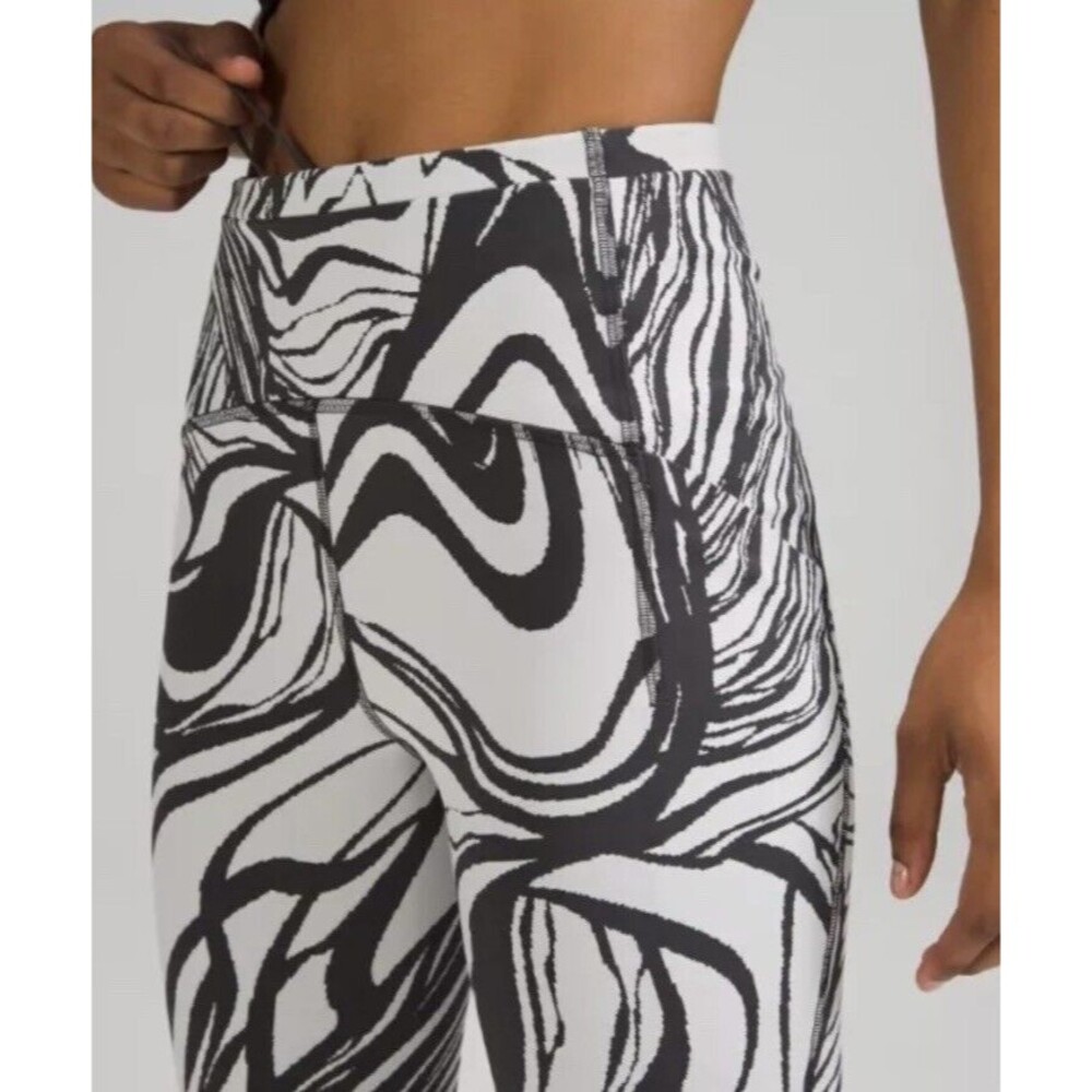 Lululemon Women's size 0 Swift Speed HR Tight 28” Jacquard color：EWJW NWT - Picture 10 of 13